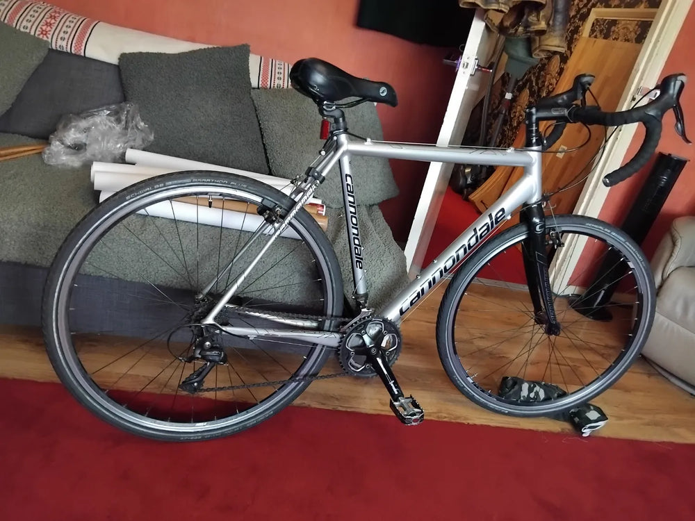 Cannondale 700 Synapse Carbon Disc SE APEX 1 2018