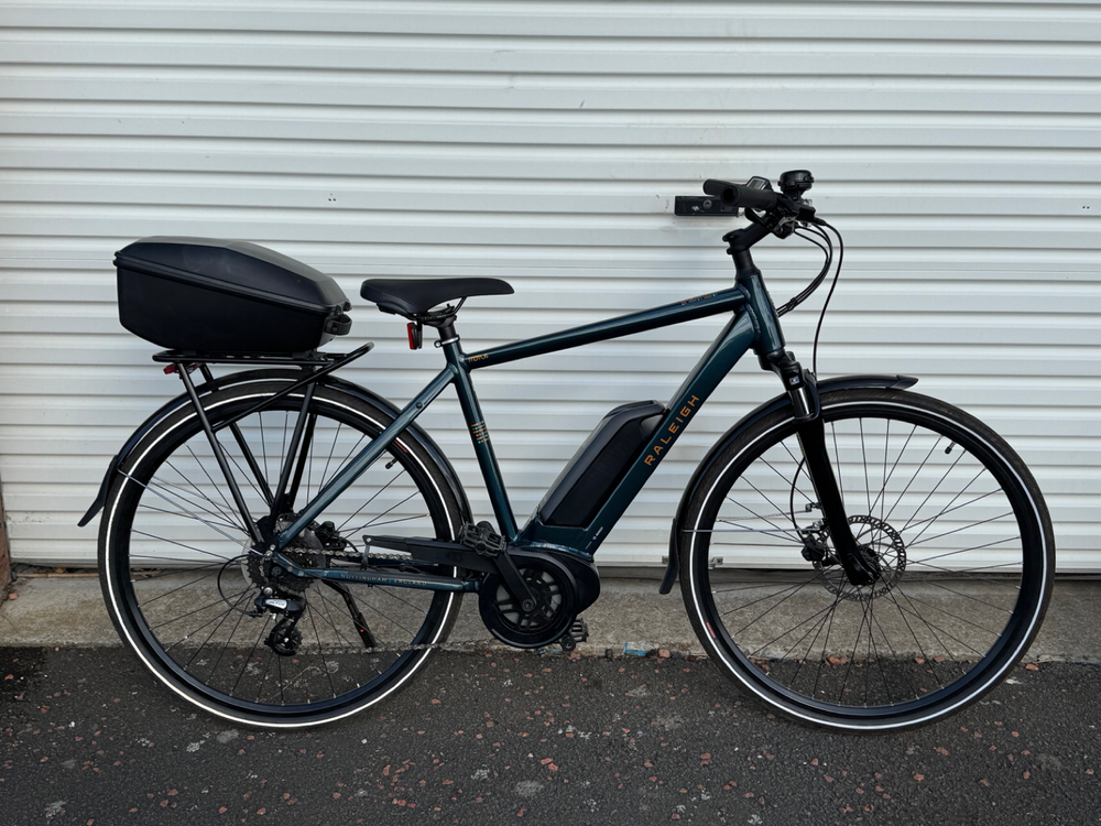 Raleigh Motus Crossbar Derailleur Electric Bike 2020