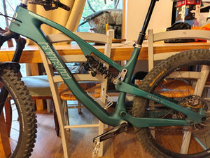Bird Aether 9c  (Frame + Rear Shock) 2024