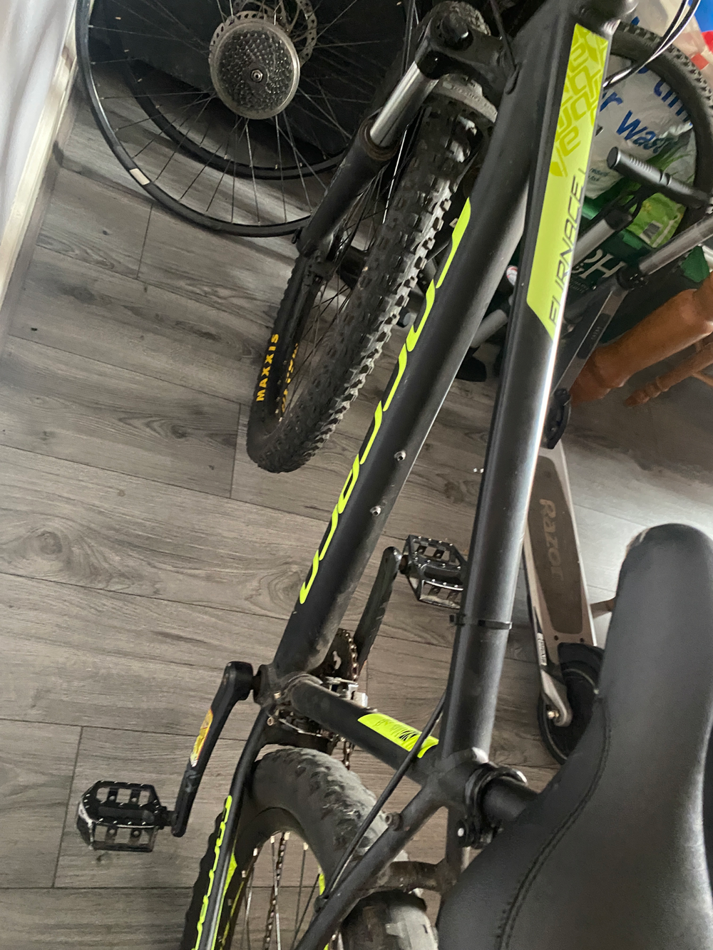 Carrera Furnace 1 Mens Mountain Bike 2021