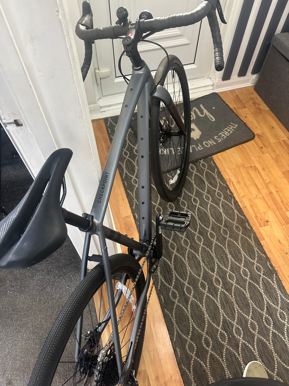 Trek Checkpoint AL 4 2025