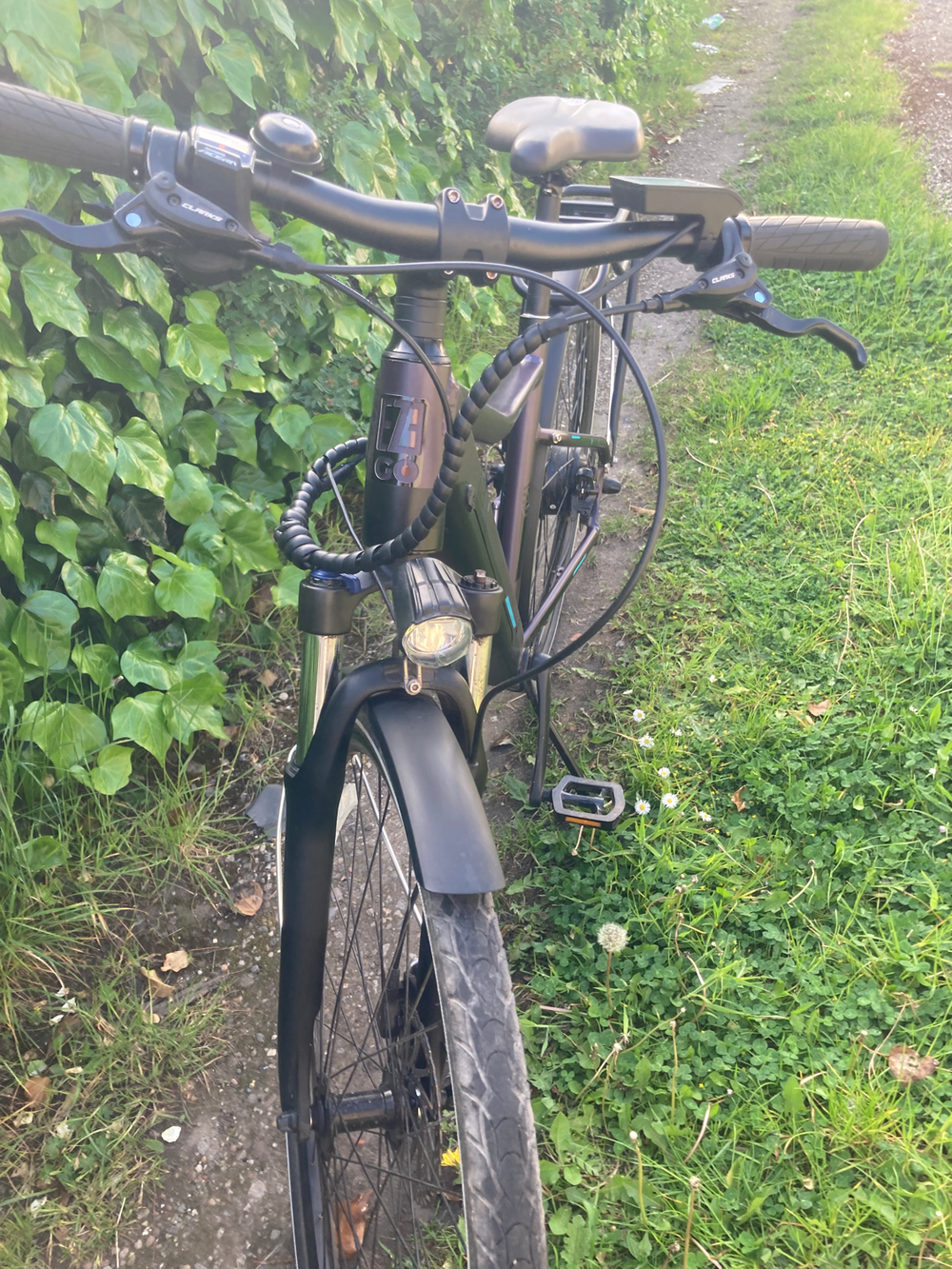 Ezego Commute INT 2021