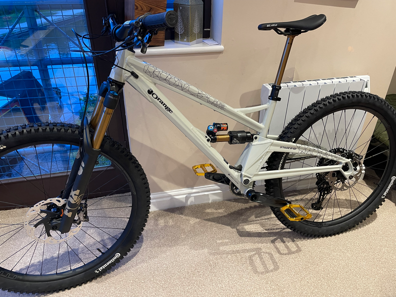 Orange Stage 6 Evo Pro 2023