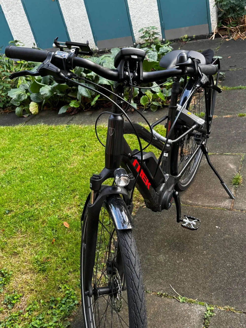 Trek Trek Verve+ 2 Stagger 300Wh Electric Hybrid Bike 2024 in Black