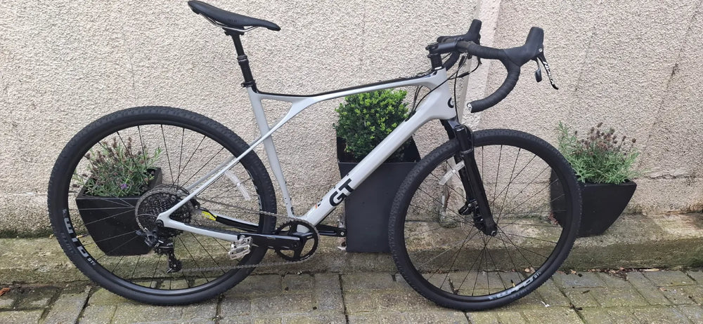 GT Grade Carbon X 2024