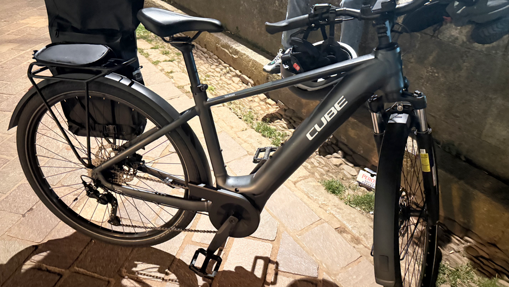 Cube Touring HYBRID, One 500 2025