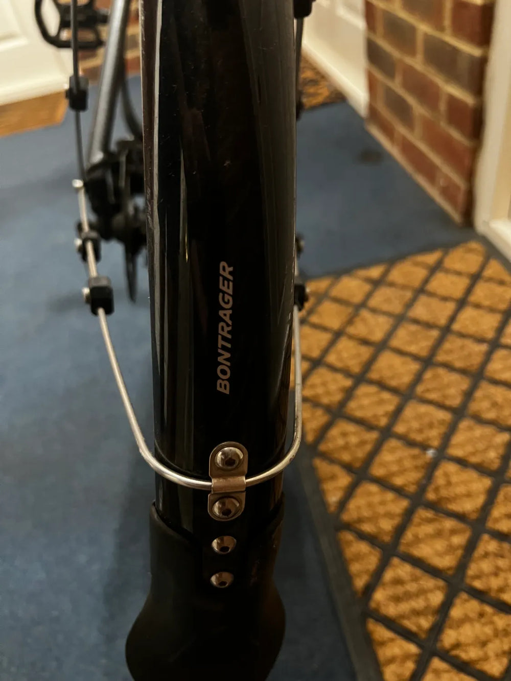 Specialized Sirrus 2.0 700c Hybrid 2025