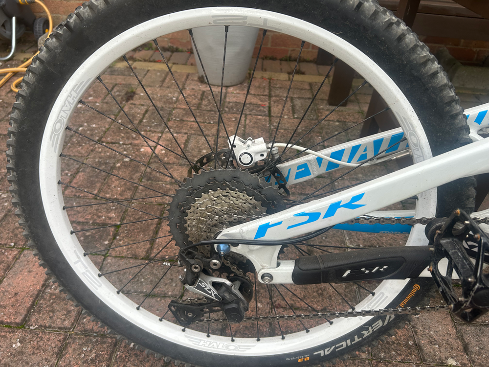 Specialized Status 2  2015
