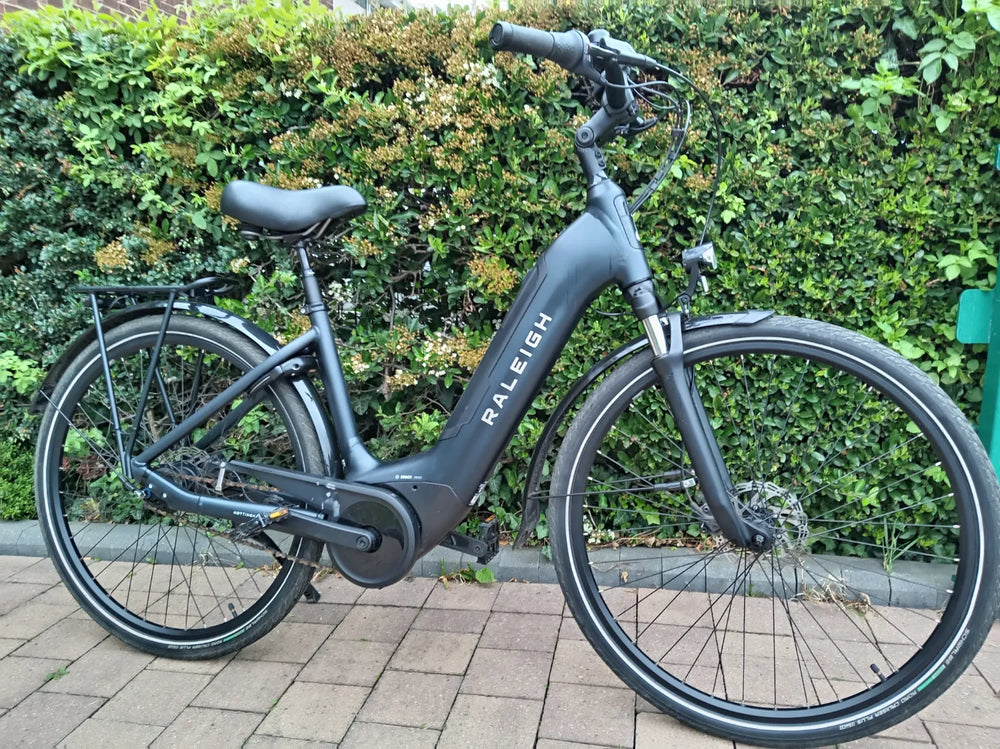 Raleigh Motus Grand Tour Hub Gear Low Step 2022