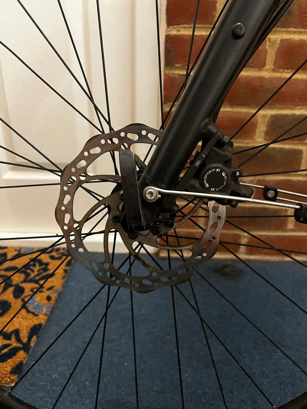 Specialized Sirrus 2.0 700c Hybrid 2025