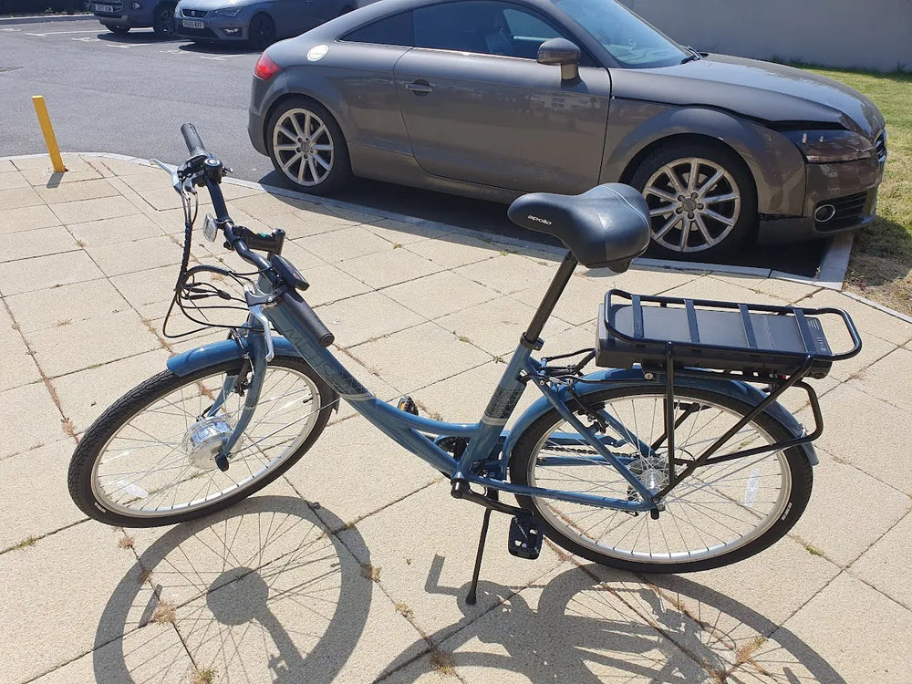 Apollo Metis Womens Electric Hybrid Bike 2021