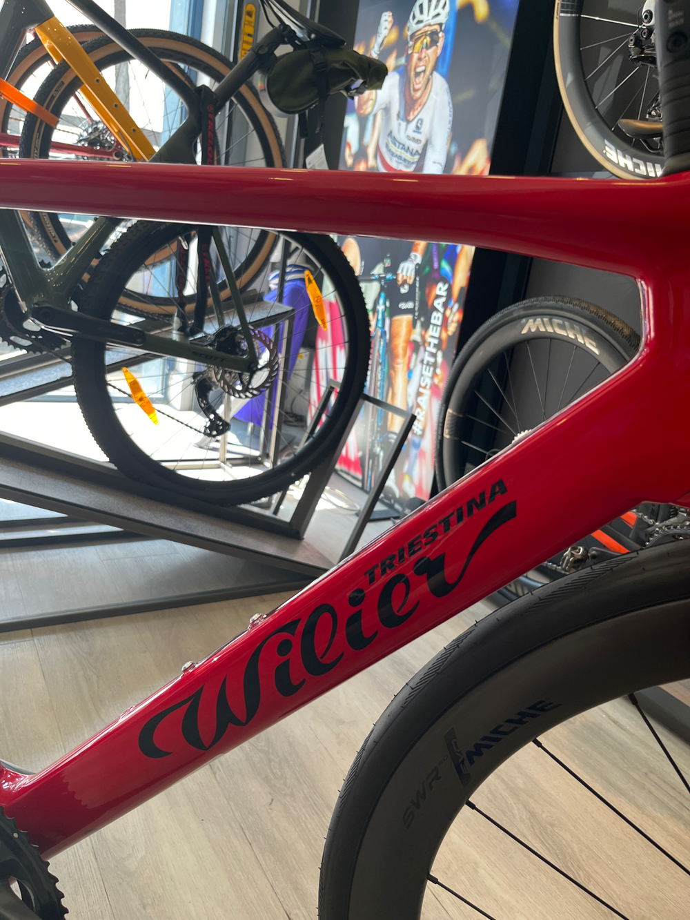 Wilier Filante SL Shimano Ultegra 8170 Di2 12s 2024