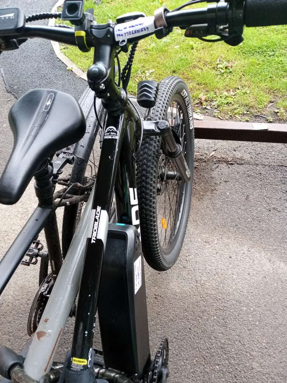 TRIOBLADE Shimano  Electric bike. Adult size 27.5 2023