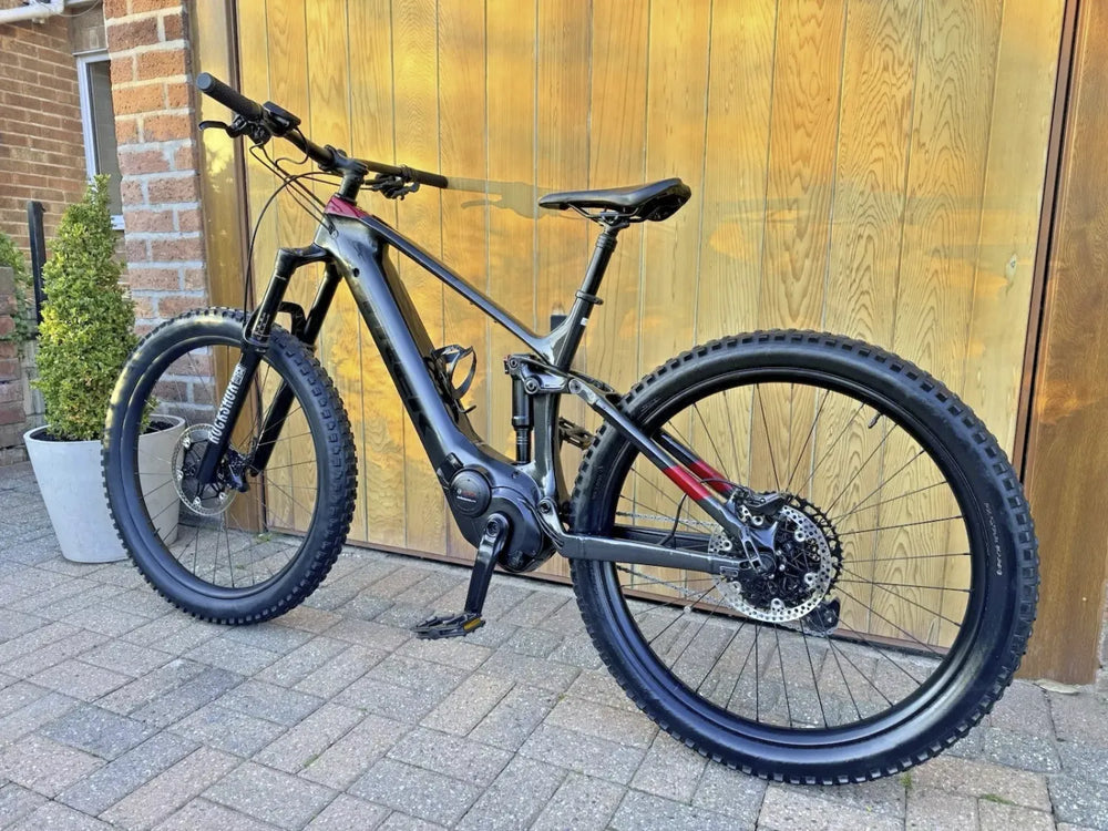 TREK POWERFLY 9.7 FULL CARBON ELECTRIC MOUNTAIN E-BIKE **LARGE FRAME** 2020