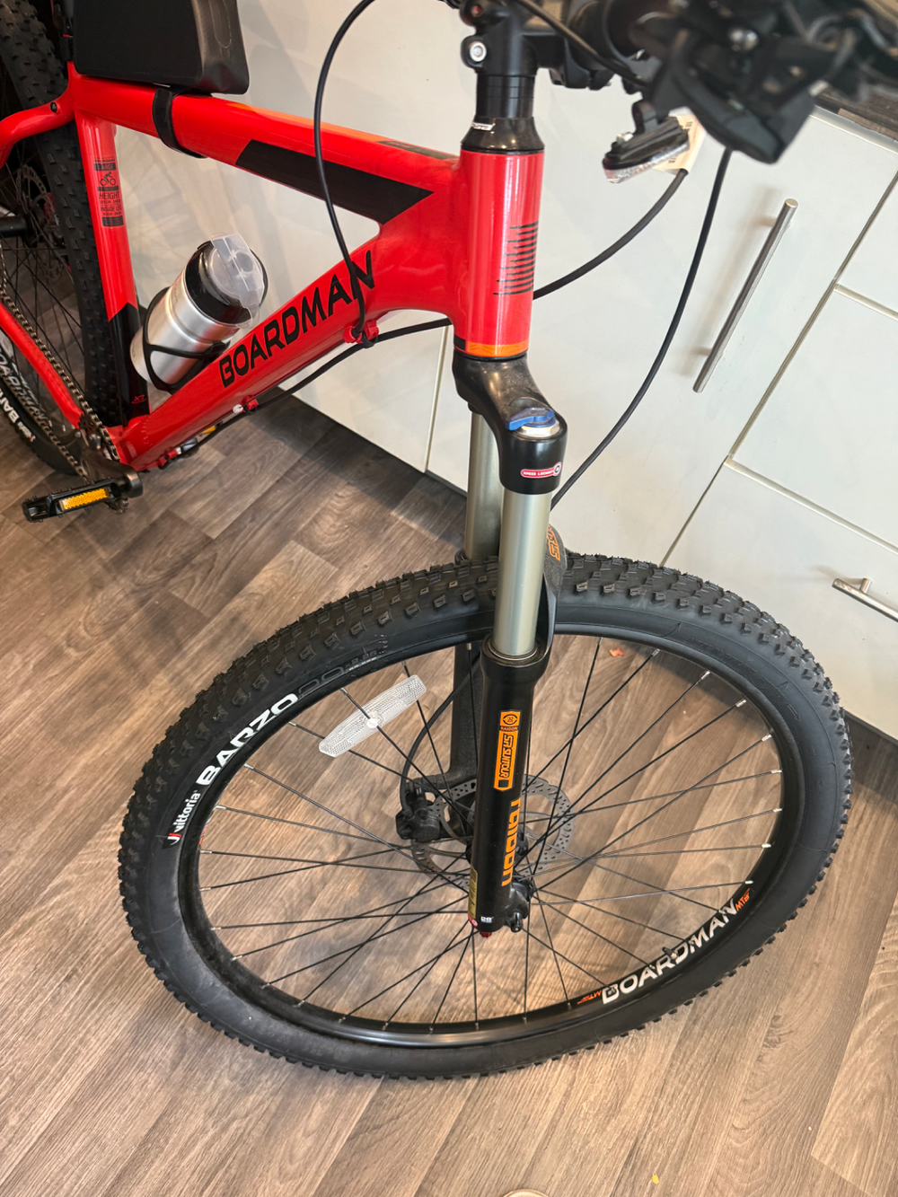 Boardman MHT 8.6 Red 2021