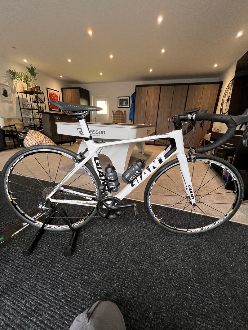Giant TCR Advanced 2 Carbon Road 2021