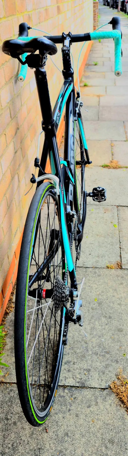 Bianchi Nirone 7 tiagra groupset carbon fibre road bike Bianchi Nirone 7 2019