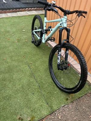 Specialized Status I 2022