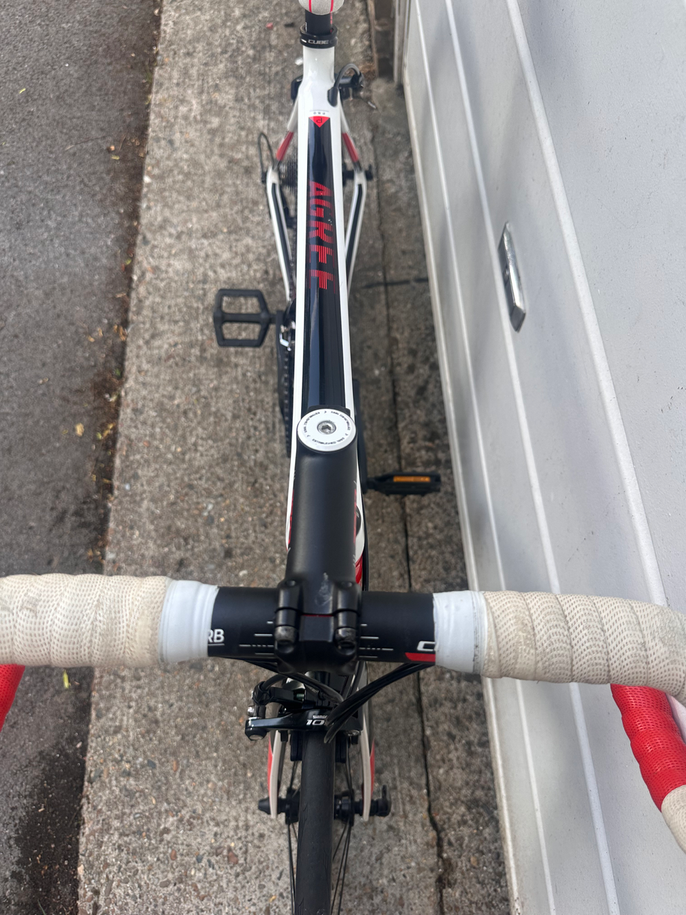 CUBE Agree GTC Pro Carbon 2015