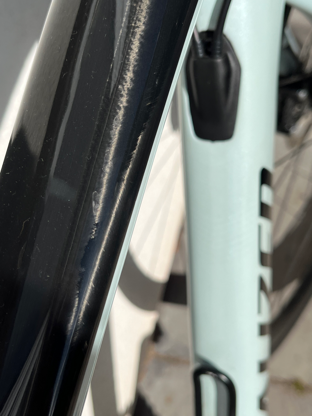 Specialized Roubaix Sport 2021