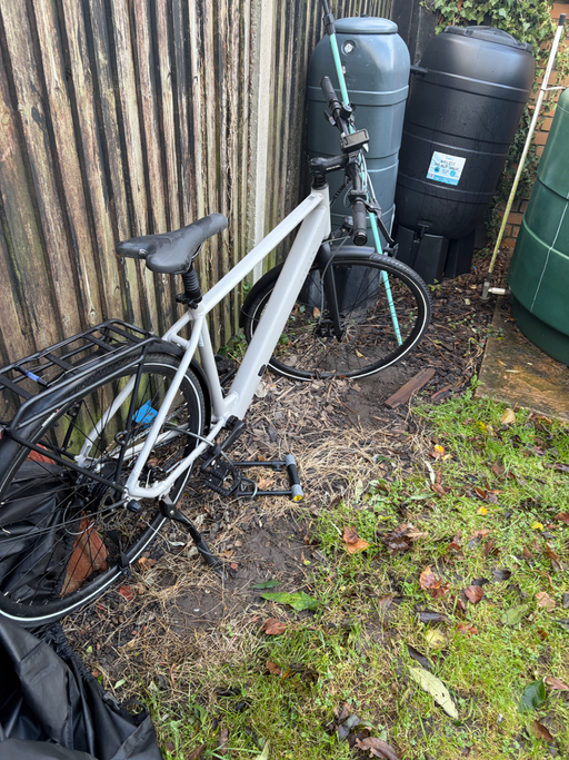 Pedal  STEP Electric Low Step Hybrid Bike 2024