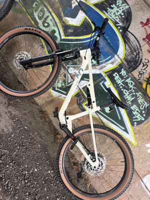 Liv Embolden 2 Full Suspension 2025