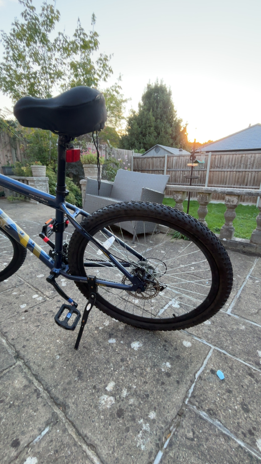 Apollo Evade Mens Mountain Bike 2023