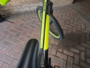 Basis Hunter Hunter 2025