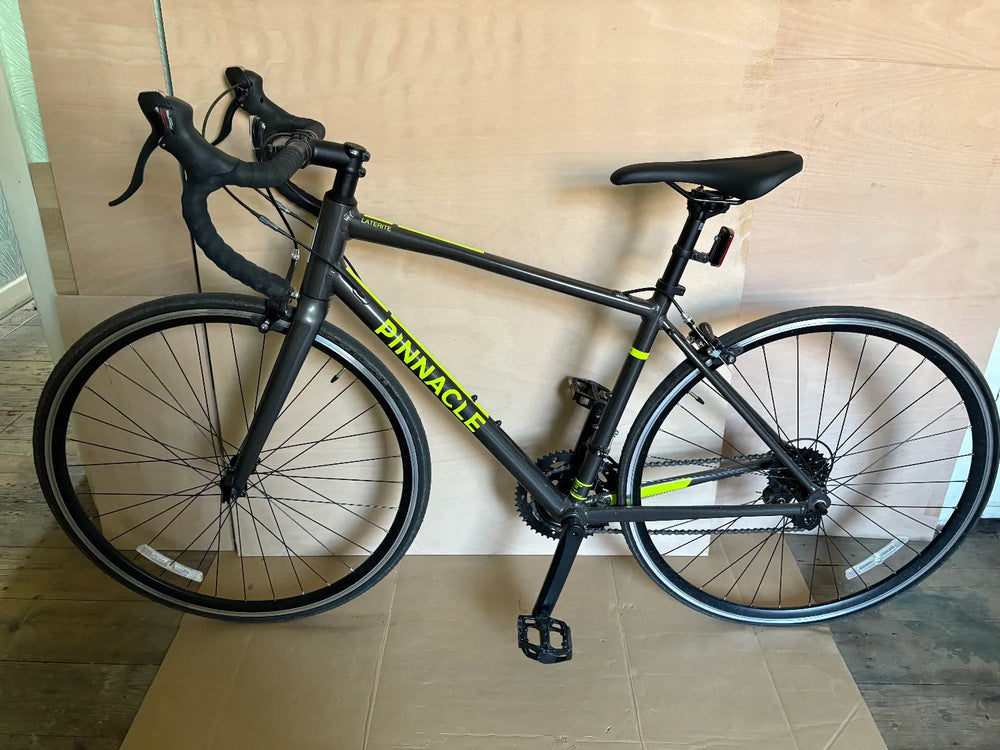 Pinnacle Laterite 1 Road Bike 2023