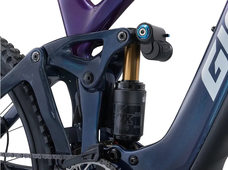 Giant Reign Advanced E+ 0 Electric Mountain Bike in Purple Haze/Metallic Navy 2026