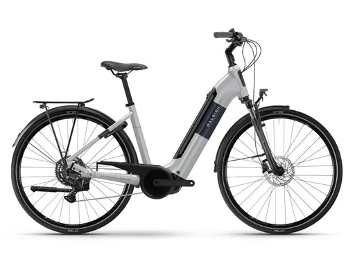Raleigh Motus Sparkling White Gloss 2026