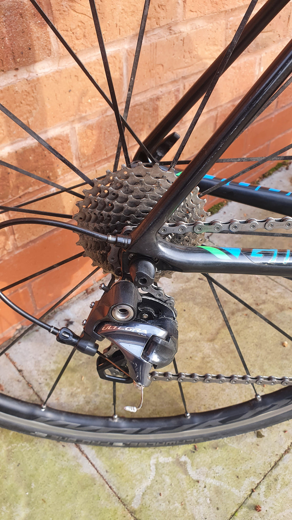 Giant TCR Advanced Pro 1 Ultegra Carbon Road Bike - Light - Bargain - M/L 56cm