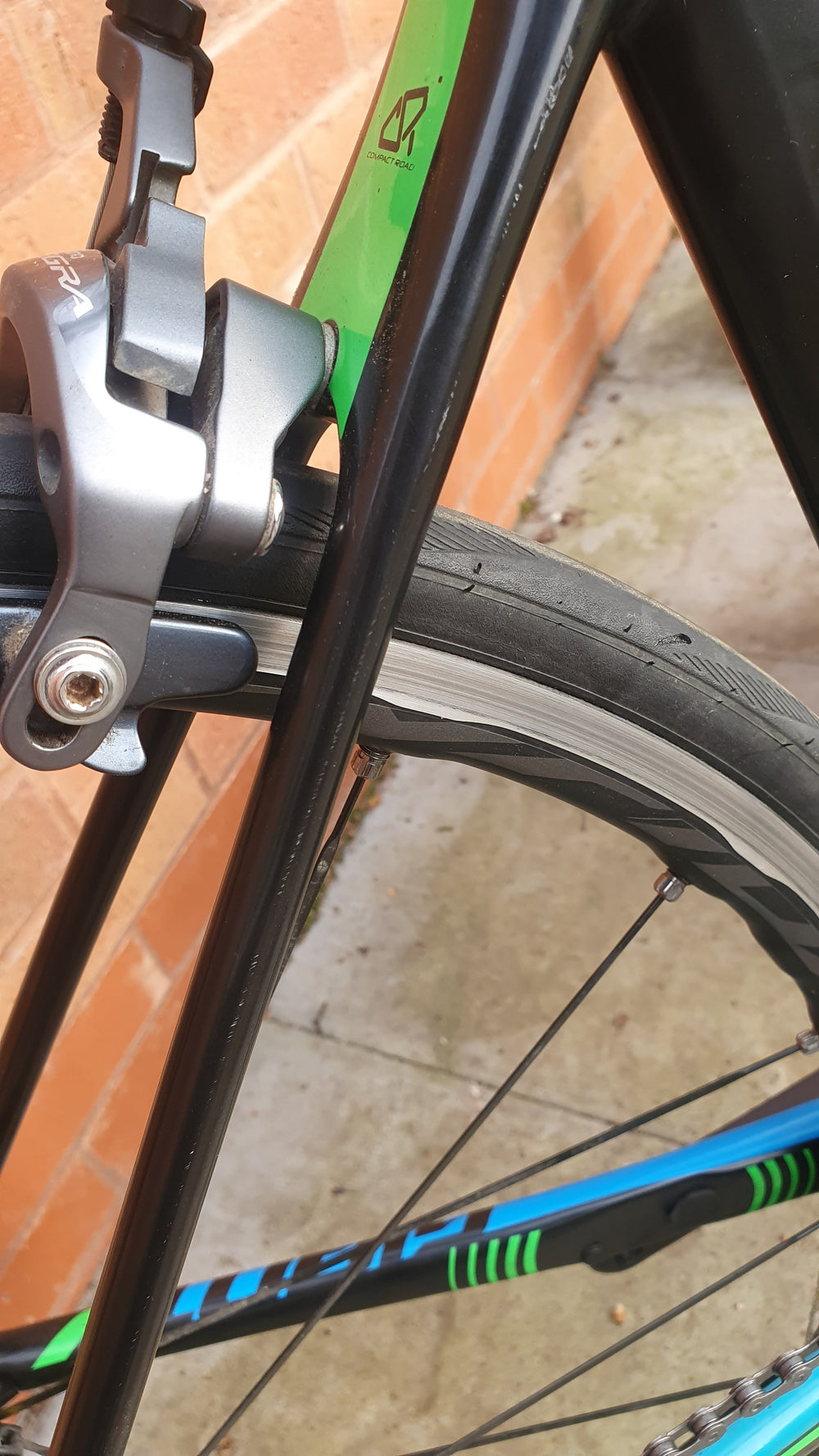 Giant TCR Advanced Pro 1 Ultegra Carbon Road Bike - Light - Bargain - M/L 56cm