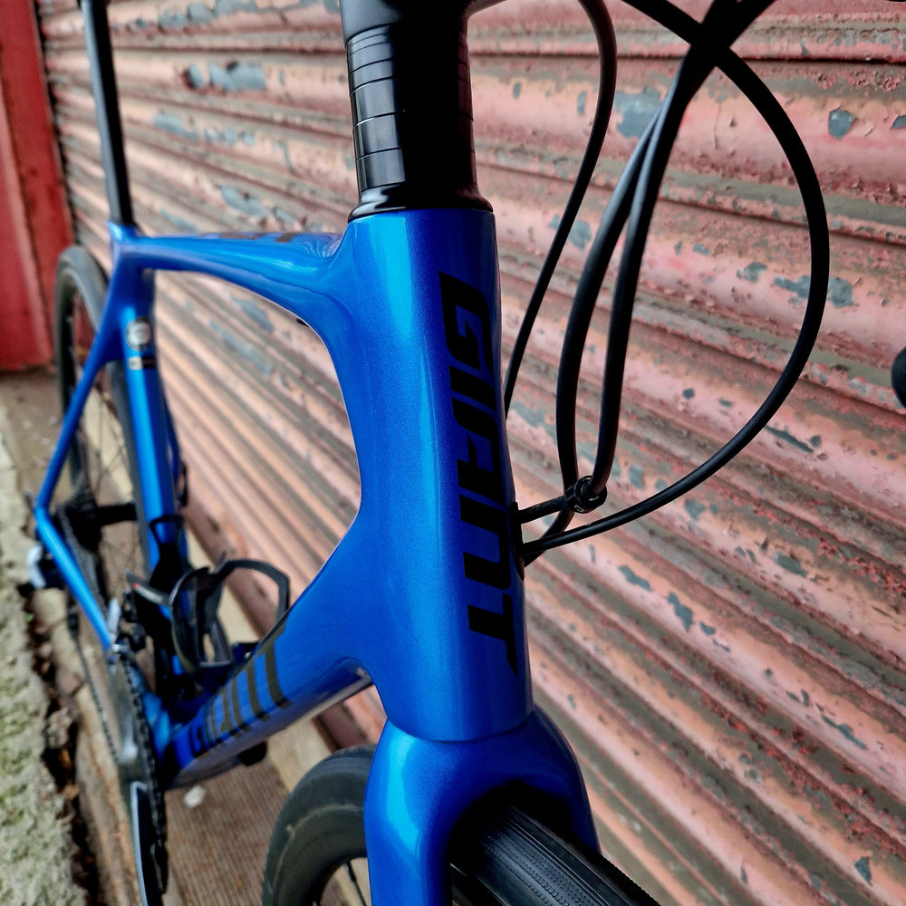 Giant TCR Advanced Pro 2 | Carbon Disc Road Bike | Ultegra | M/L 56cm