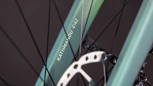 Cube Kathmandu Hybrid C:62 SLT 400X 2026 Electric Hybrid Bike - Seafoam/Chrome