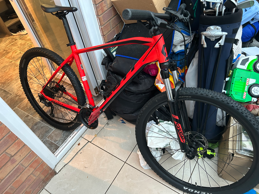 Second hand scott mountain bikes hot sale for sale