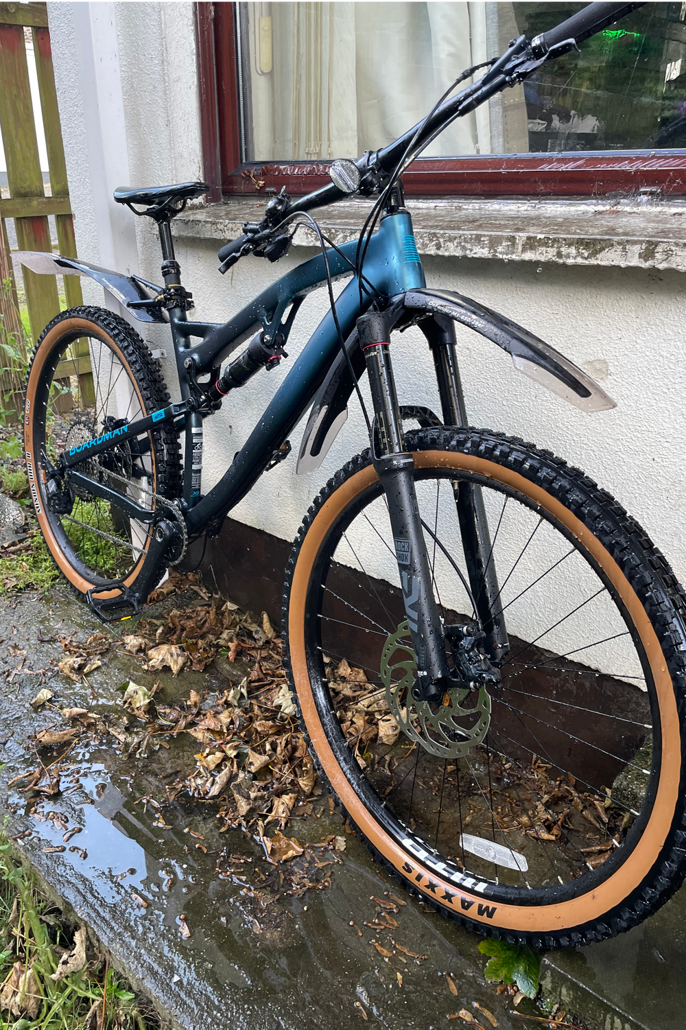 Used full discount suspension mountain bike